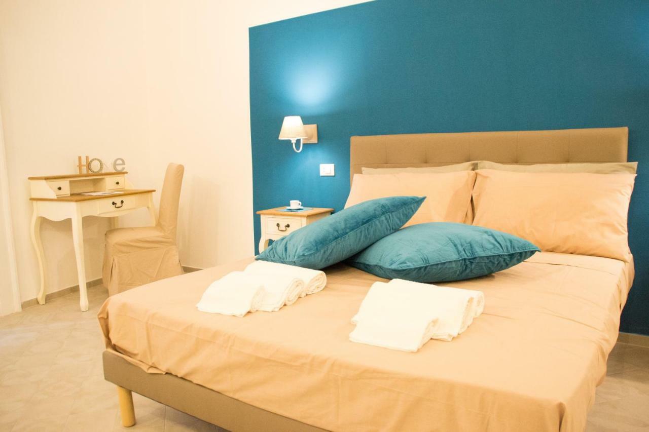 B&B Il Balconcino A Santa Chiara เนเปิลส์ ภายนอก รูปภาพ