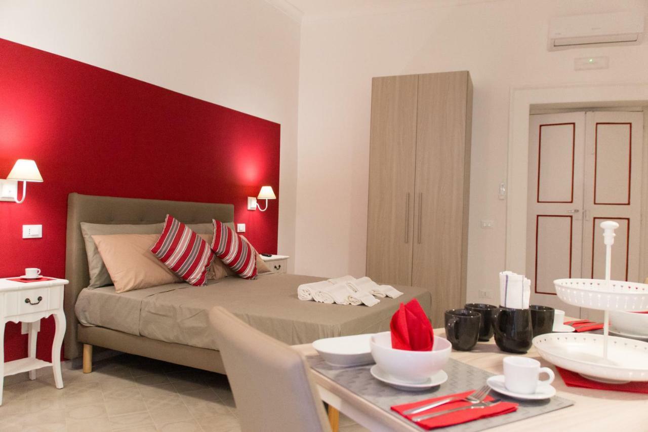 B&B Il Balconcino A Santa Chiara เนเปิลส์ ภายนอก รูปภาพ