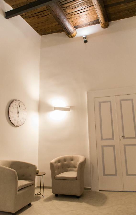 B&B Il Balconcino A Santa Chiara เนเปิลส์ ภายนอก รูปภาพ