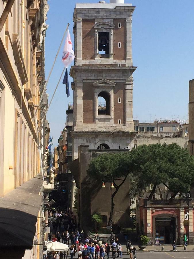 B&B Il Balconcino A Santa Chiara เนเปิลส์ ภายนอก รูปภาพ